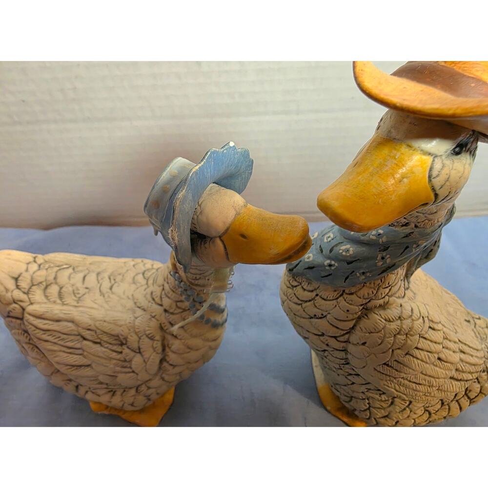 Vintage 1987 Ceramic Goose Figurines Pair Cowboy Bonnet Country Farmhouse - Picture 16 of 16